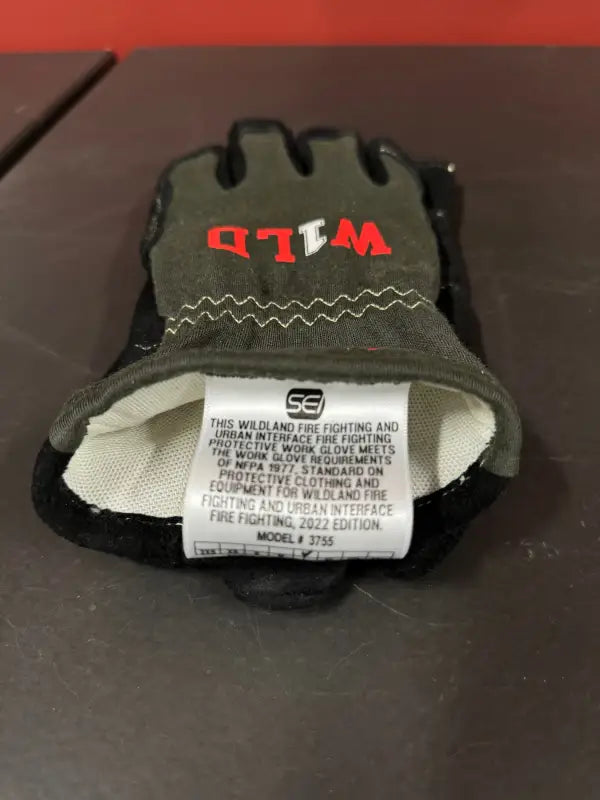 Load image into Gallery viewer, Vanguard WILD-1 WILDLAND FIREFIGHTING GLOVE
